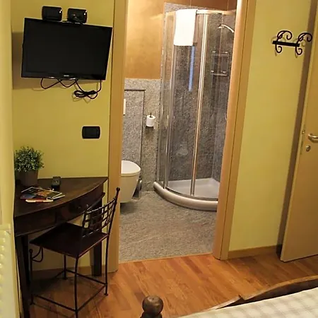 Ca' Erminia فندق مبيت وإفطار 3*